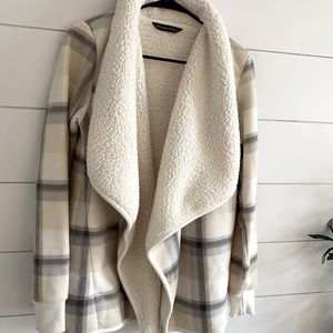 Abercrombie cardigan